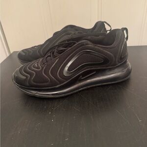 Nike Air Max 720 Triple Black Mens 7 AO2924-007